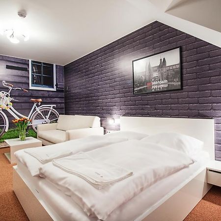 Relax21 Hotel Uhersky Ostroh Room photo