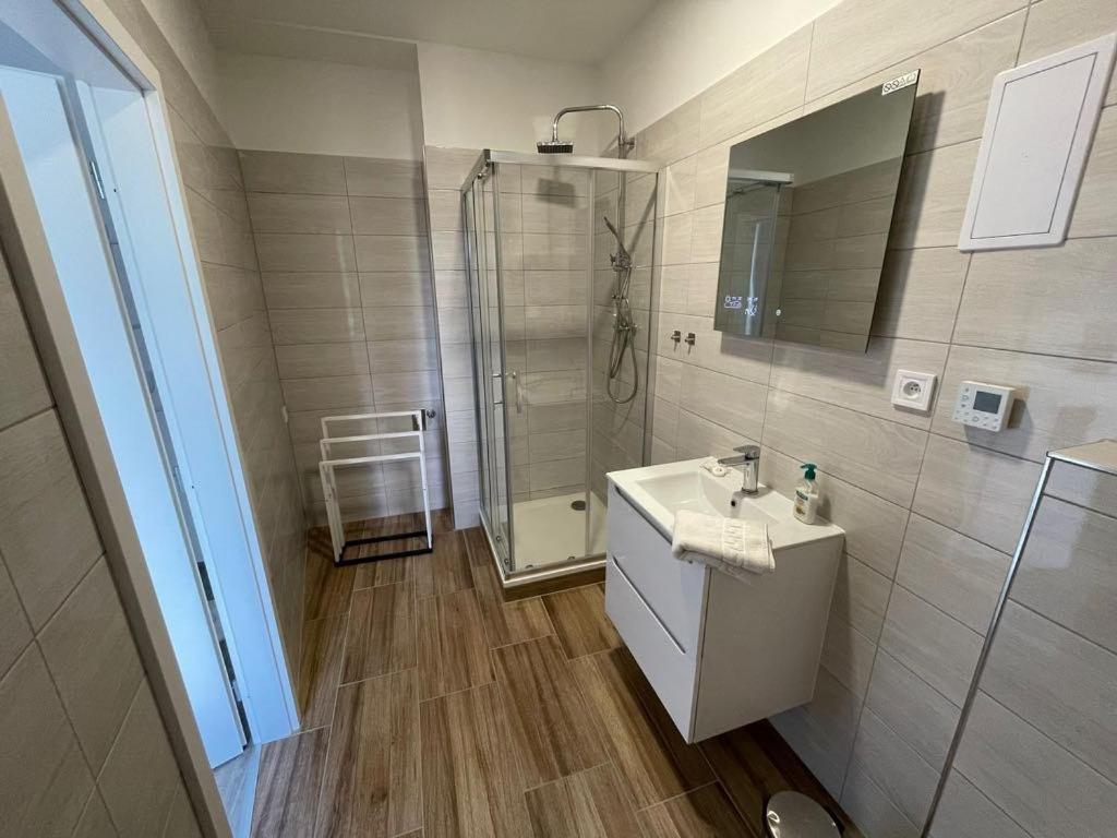 Relax21 Hotel Uhersky Ostroh Exterior photo