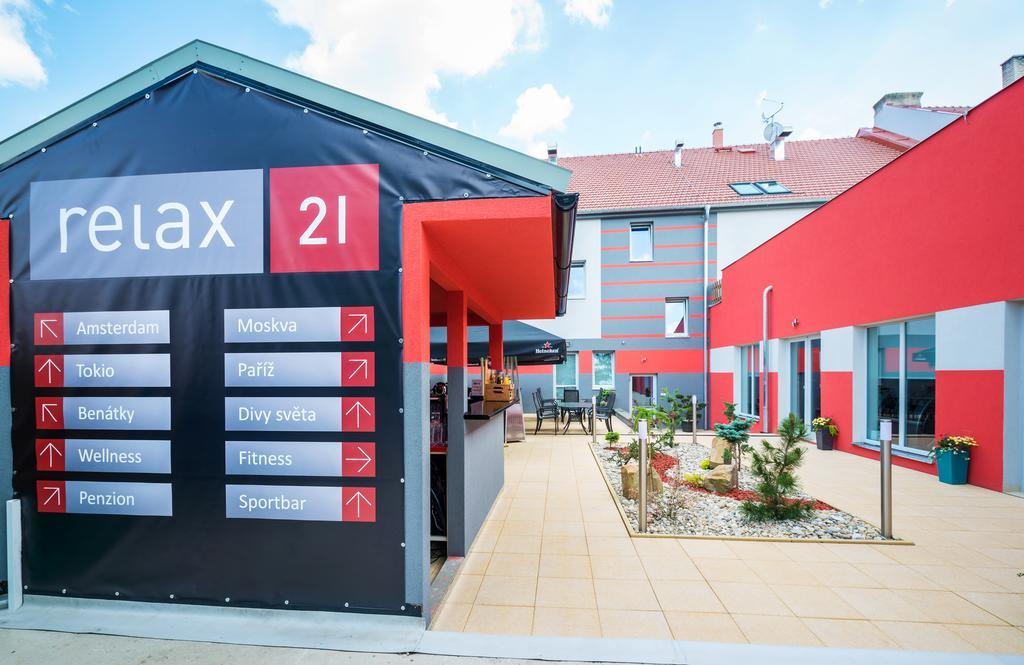 Relax21 Hotel Uhersky Ostroh Exterior photo